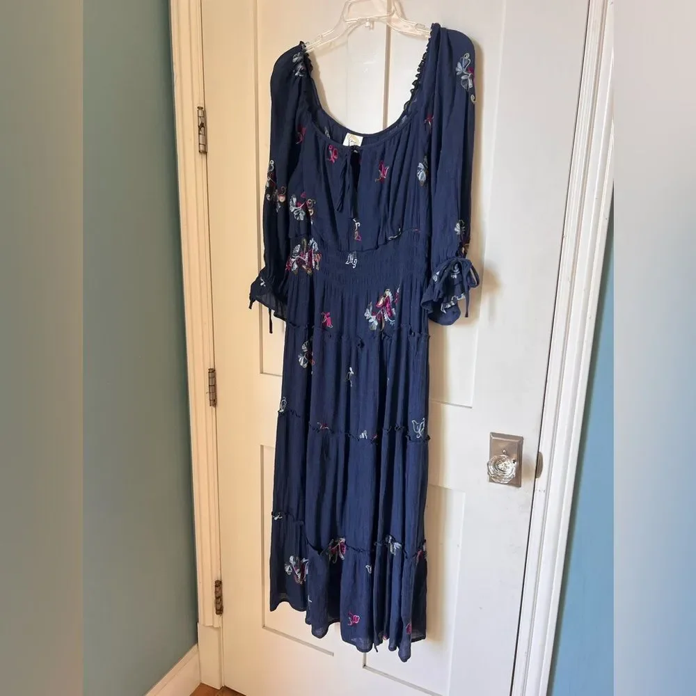 Fig and Flower Blue Embroidered Floral Tiered Modern Boho Maxi Peasant Dress L